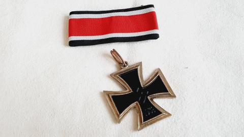 WW2 German Nazi knight cross of the iron cross medal award replika