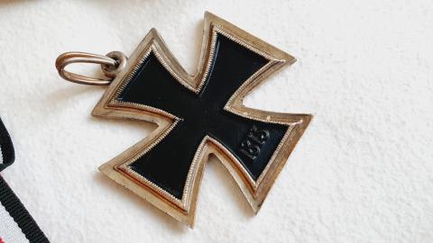 WW2 German Nazi knight cross of the iron cross medal award replika