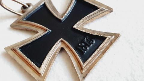 WW2 German Nazi knight cross of the iron cross medal award replika