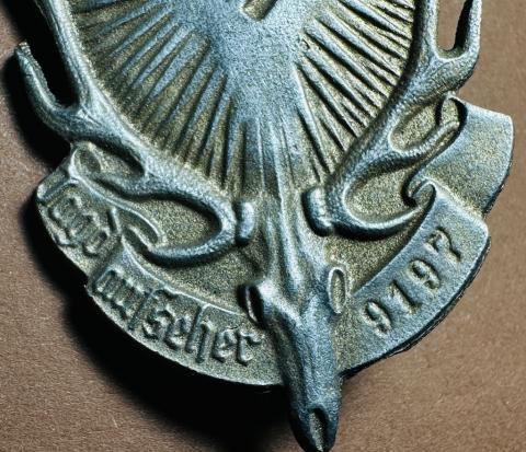 WW2 German Nazi Luftwaffe Marshall Hermann Goering Carinhall Hunting Club badge pin