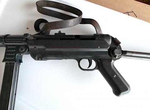 WW2 German Nazi Maschinenpistole 40 MP40 machine gun exact ***REPLIKA***