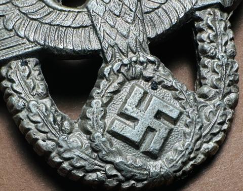 WW2 German Nazi Police polizei visor cap metal insignia