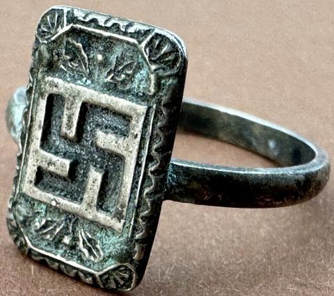 WW2 German Nazi relic Swastika ring solder waffen SS wehrmacht