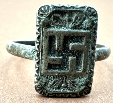 WW2 German Nazi relic Swastika ring solder waffen SS wehrmacht