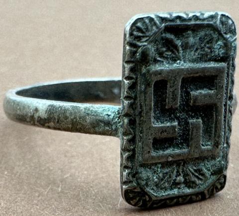 WW2 German Nazi relic Swastika ring solder waffen SS wehrmacht