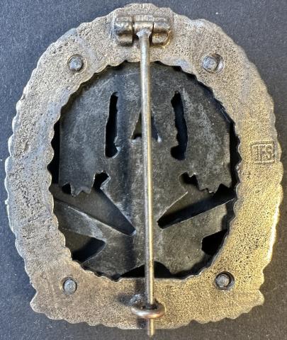 WW2 German Nazi Scarce Assault Combat Badge 75 interventions Waffen SS Wehrmacht Panzer
