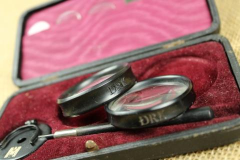 WW2 German Nazi SCARCE DRK red cross Nazi medical set in case