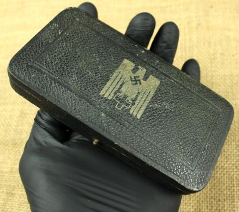WW2 German Nazi SCARCE DRK red cross Nazi medical set in case