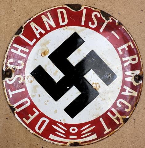 WW2 German Nazi Third Reich NSDAP Fuhrer Hitler partisan Swastika wall sign