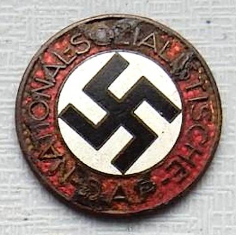 WW2 German Nazi Third Reich NSDAP membership pin badge RZM M1/163