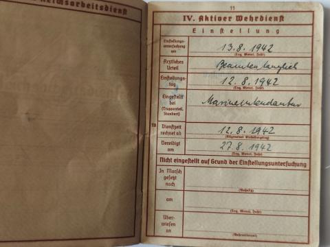 WW2 German Nazi Third Reich Wehrmacht Wehrpass soldier ID with etui 