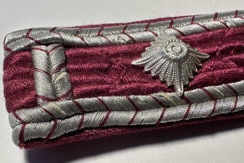 WW2 German Nazi uniform tunic removed Wehrmacht red shoulder boards set