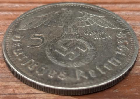 WW2 GERMAN NAZI very large Hindenburg COIN 5 reichs mark THIRD REICH ORIGINAL PERIOD WAR COIN WW2 GERMAN NAZI very large Hindenburg COIN 5 reichs mark THIRD REICH ORIGINAL PERIOD WAR COIN