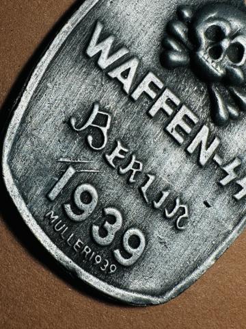 WW2 german Nazi Waffen SS early Panzer Berlin 1939 metal badge shield