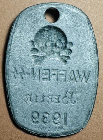 WW2 german Nazi Waffen SS early Panzer Berlin 1939 metal badge shield