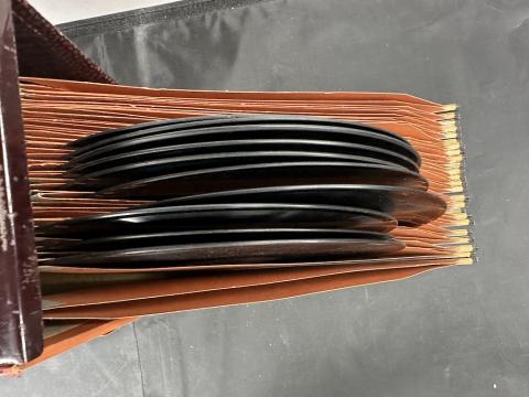WW2 German Nazi WAFFEN SS gramopWW2 German Nazi WAFFEN SS gramophone records set in case from SS schoolone records set in case from SS school