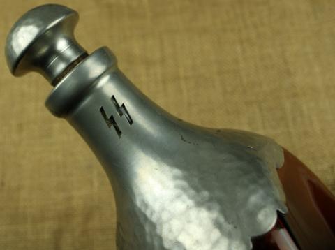 WW2 German Nazi WAFFEN SS kantine carafe bottle with SS runes and Swastika WW2 German Nazi WAFFEN SS kantine carafe bottle with SS runes and Swastika
