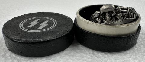 WW2 German Nazi WAFFEN SS TOTENKOPF Himmler Honor ring in case