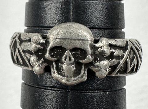 WW2 German Nazi WAFFEN SS TOTENKOPF Himmler Honor ring in case