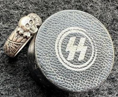 WW2 German Nazi WAFFEN SS TOTENKOPF HIMMLER HONOR Runes RING in case