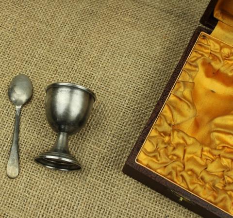 WW2 German Nazi Waffen SS totenkopf skull egg set in case silverware