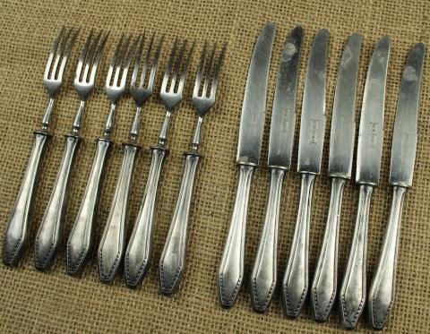WW2 German Nazi waffen SS totenkopf skull silverware fork and knife set in case WW2 German Nazi waffen SS totenkopf skull silverware fork and knife set in case