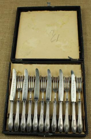 WW2 German Nazi waffen SS totenkopf skull silverware fork and knife set in case WW2 German Nazi waffen SS totenkopf skull silverware fork and knife set in case