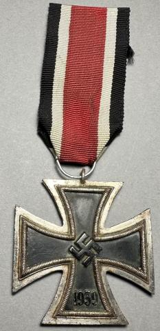 IRON CROSS 2ns class medal second original for sale croix de fer a vendre