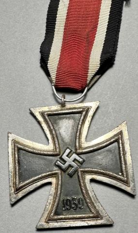 IRON CROSS 2ns class medal second original for sale croix de fer a vendre