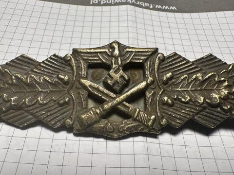 WW2 German Nazi WAFFEN SS WEHRMACHT PANZER GRENADIER closed combat shield badge in bronze marked