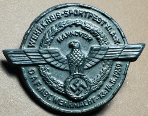 WW2 German Nazi Wehrkreis-Sportfest Wehrmacht 1939 shield badge award