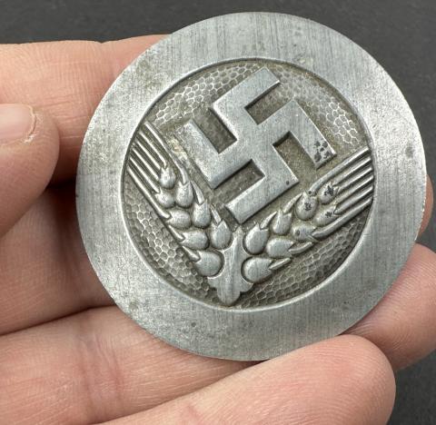 WW2 German Nazi workers of the Third Reich SWASKTIKA pin badge WW2 German Nazi workers of the Third Reich SWASKTIKA pin badge
