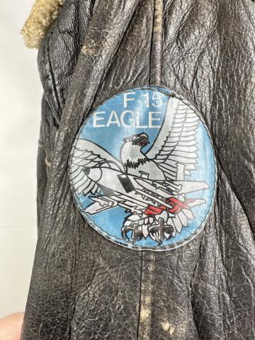 WW2 original F-15 flying jacket USA AIR FORCE leather patch and tag