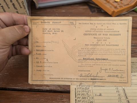 WW2 USA CIVILIAN DEFENCE COUNCIL identification papers set with photo finger prints signature for a SENIOR WARDEN Masonic Blue Lodge WW2 USA CIVILIAN DEFENCE COUNCIL identification papers set with photo finger prints signature for a SENIOR WARDEN Masonic Blue Lodge