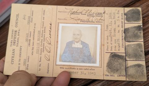 WW2 USA CIVILIAN DEFENCE COUNCIL identification papers set with photo finger prints signature for a SENIOR WARDEN Masonic Blue Lodge WW2 USA CIVILIAN DEFENCE COUNCIL identification papers set with photo finger prints signature for a SENIOR WARDEN Masonic Blue Lodge