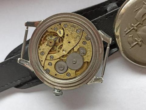 amazing working kriegsmarine watch third reich eagle and boat plate back