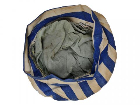Concentration camp Auschwitz survivor nmate cap hat uniform holocaust
