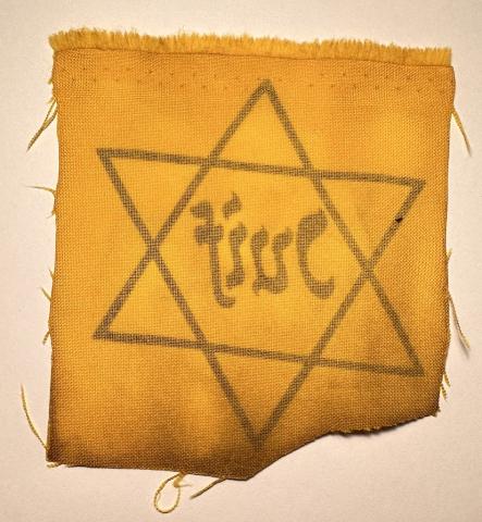 Holocaust STAR OF DAVID JUIF from FRANCE uncut Jew Jewish cloth patch
