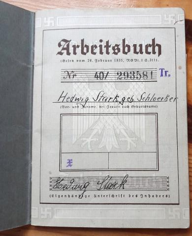 ID ARBEITSBUCH of an inmate from AUSCHWITZ who worked as forced labour at IG FARBEN STAMPED
