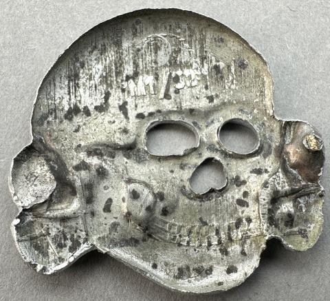 Waffen SS Totenkopf skull metal insignia visor cap RZM m1/52 original