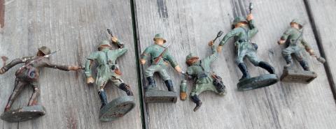 WW2 German Nazi battle combat lot of 6 wehrmacht hand grenade launchers figurines war toys 1930s