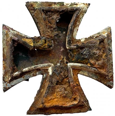 WW2 German Nazi Iron Cross First class with rare round back pin relic found in battlefield KURLAND