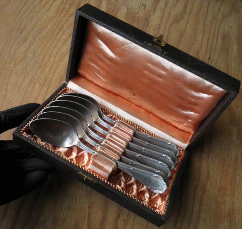 WW2 German Nazi nice Wehrmacht spoons cutlery case marked silver silverware