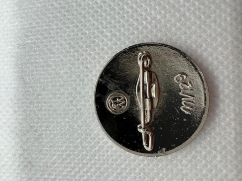 WW2 German Nazi NSDAP Third Reich donor badge pin M1/129 by RZM cWW2 German Nazi NSDAP Third Reich donor badge pin M1/129 by RZM contributor donator