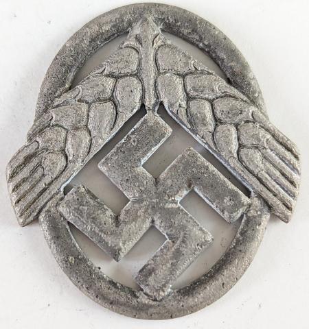 WW2 German Nazi RAD DAF workers of the Third Reich cap pin badge marked