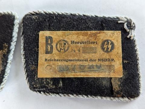 original WAFFEN SS high leader oakleaves tunic collar tab set RZM tags