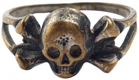 WW2 GERMAN NAZI Waffen SS Totenkopf silver skull ring from Kantine SS