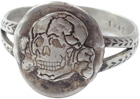 スカル　リング Totenkopf ring 71hmWEaZGHL._UF1000,1000_QL80_.jpg