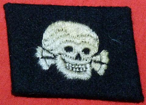 WW2 german Nazi Waffen SS Totenkopf skull nco collar tab unissued