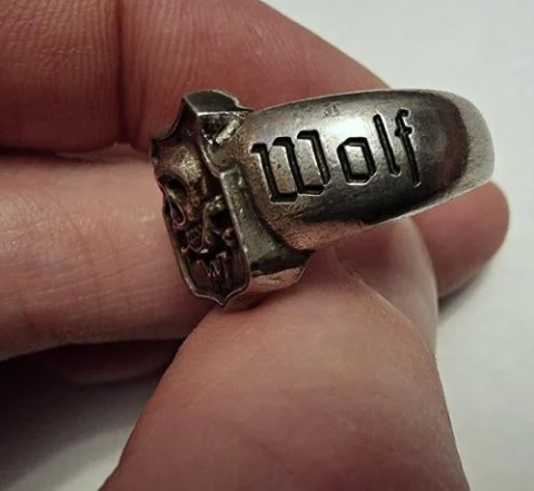 WW2 German Nazi Waffen SS totenkopf WEHRWOLF division silver ring in original case